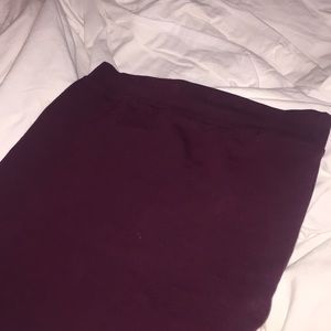 Brandy Melville RARE maroon pencil skirt